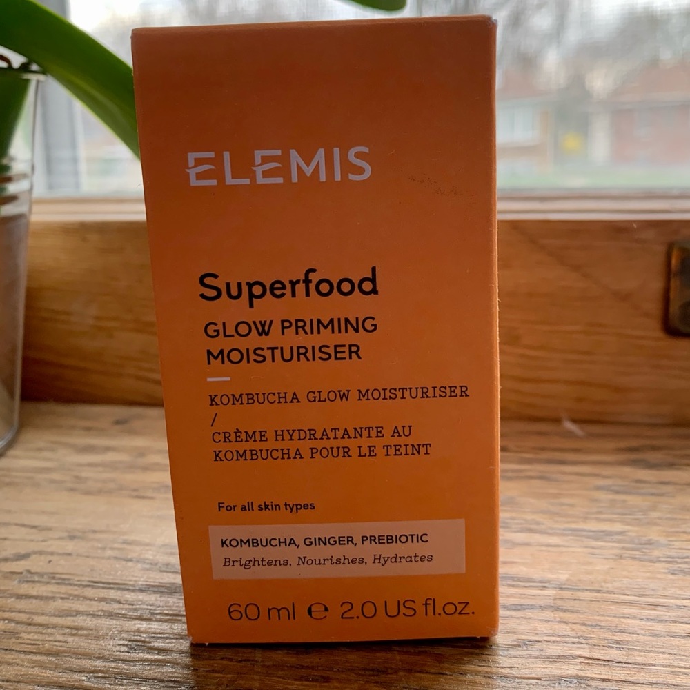 Elemis Superfood Glow Priming Moisturizer